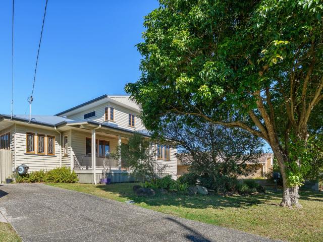 5 Marshall Avenue, SEVEN HILLS, QLD 4170