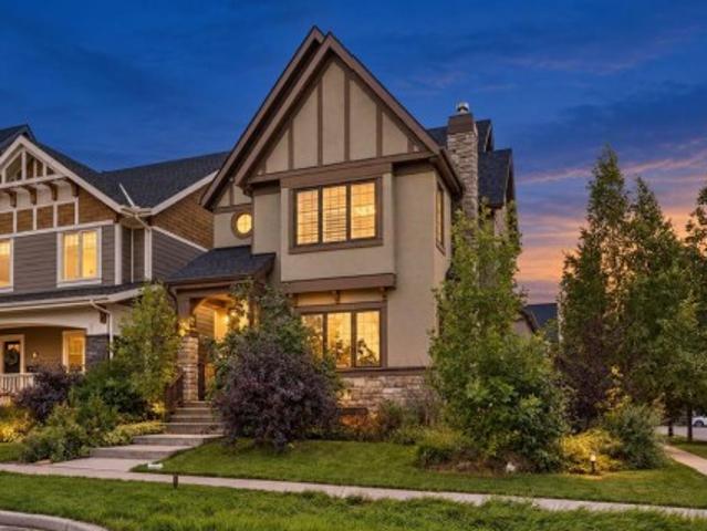5 Mary Dover Drive Sw, Calgary, AB, T3E 7A4 house for sale | Listing ID A2352 | Royal LePage