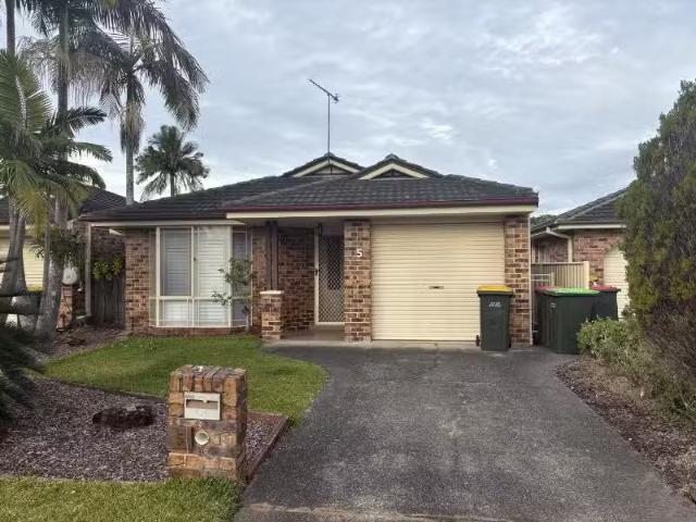 5 Mathie Street, Coffs Harbour House for rent Listed by Natal.