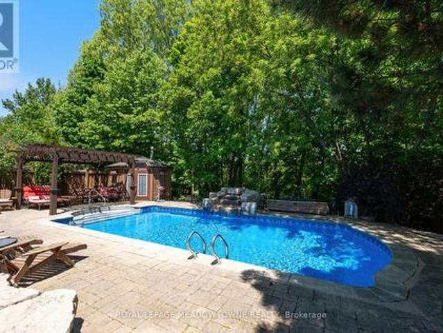 5 Mcnutt Street, Brampton, ON, L6Y 5S3 house for sale | Listing ID W13591 | Royal LePage