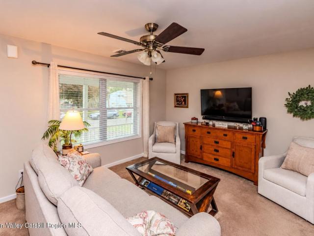5 Meadowbrook Drive