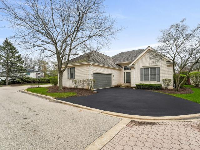 5 Middlesex Ct, Lincolnshire, IL 60069 | MLS #12668
