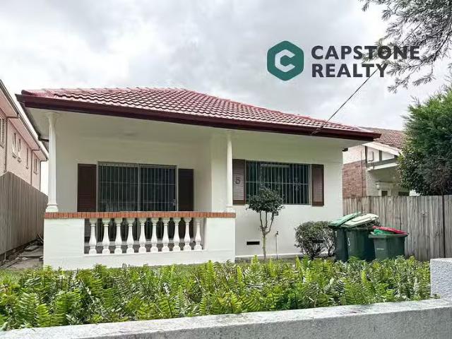 5 Mills Crescent, Burwood, NSW 2134
