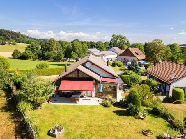 5 MINUTEN VON MÉZIÉRES – prächtige, helle, freistehende Villa auf 2 Ebenen mit 5 Schlafzimmern