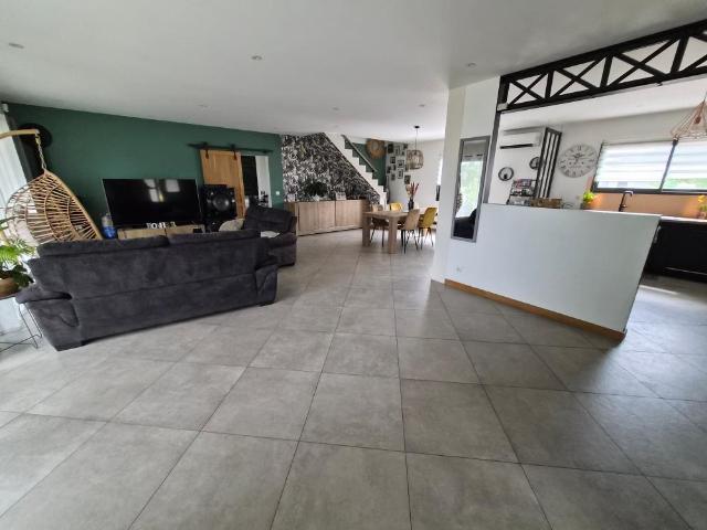 5 Minutes VIERZON Maison contemporaine