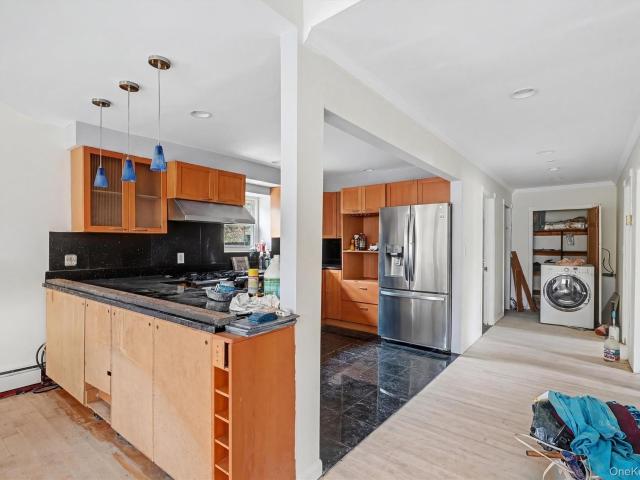 5 N Hudson Street