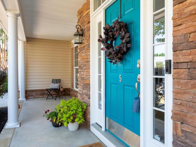 5 Neland Court