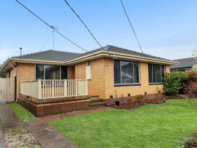 5 Newton Avenue, Bell Post Hill