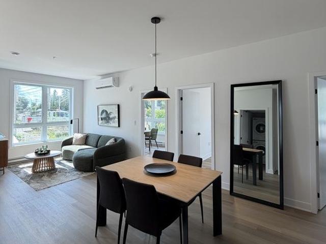 5½ NEUF À SAINTE ROSE | TOUT INCLUS + 1