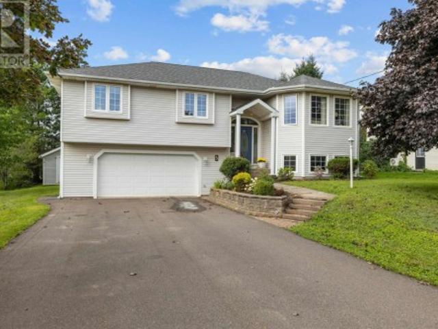5 Nevin Lane, Cornwall, PE, C0A 1H0 house for sale | Listing ID 202622 | Royal LePage