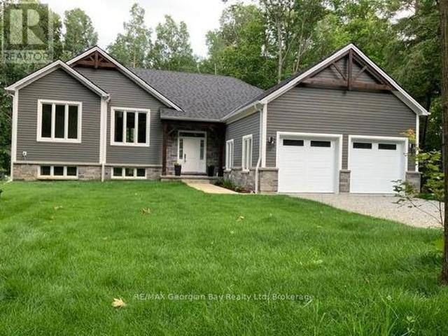 5 Oakwood Avenue N, Tiny, ON, L9M 0J2 house for sale | Listing ID S13627 | Royal LePage