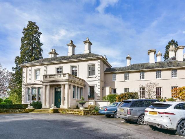5 Old Hall, Wergs Hall, Wolverhampton 3 bed apartment to rent £2,500 pcm £577 pw