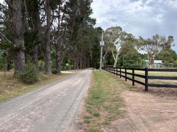 5 Ac lots, subvisible into 1 Ac lots from $1.7m