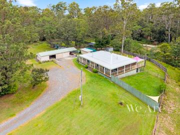 Peaceful 5 Acre Lifestyle with Shed, Kennels & Creek Frontage