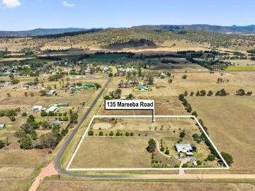 5 Acre Retreat with Ensuites to Every Bedroom