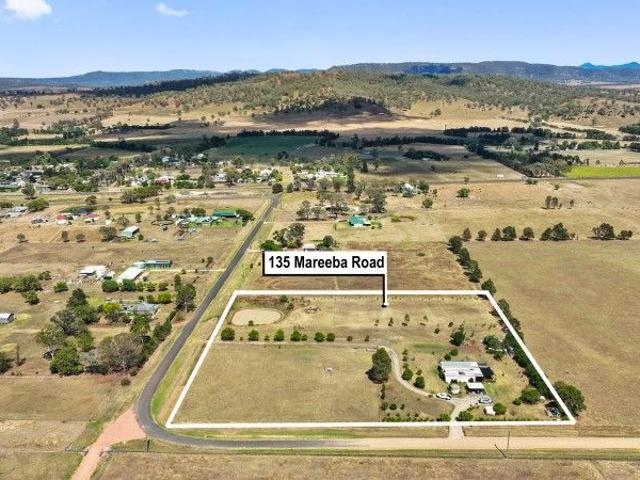 5 Acre Retreat with Ensuites to Every Bedroom