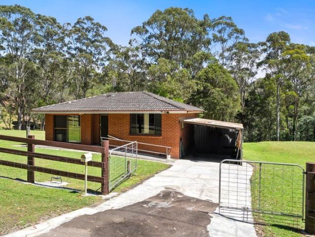5 Acres of Privacy, Sunshine & Room to Build