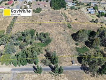 5 Acres in town !