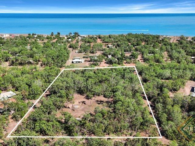 5 Acres Just Moments from the Beach