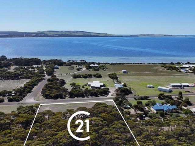 5 Acres perfect for the Nature Lover!