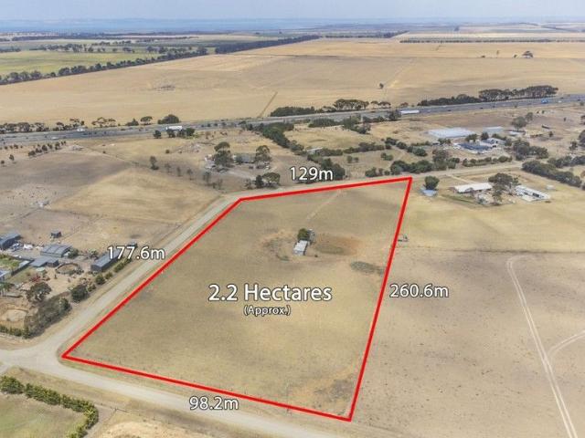 5 ACRES, Secluded Acreage Retreat in Little River ZERO WINDFALL TAX TOWNWATER CONNECTED