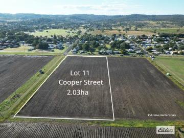5 Acres So Close to Town