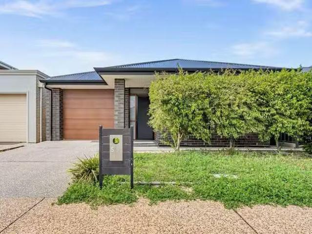 5 Alex Street, Angle Vale, SA 5117
