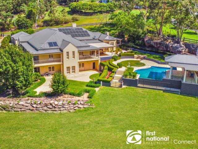5 Amaroo Park Drive