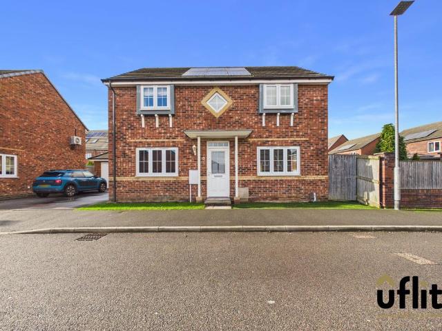 5 Ashbourne Way, Waverley, Rotherham 4 bed detached house to rent £1,650 pcm £381 pw