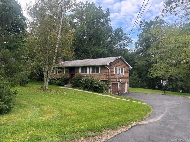 5 Byram Brook Place