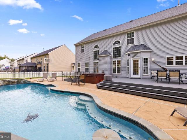 5 Basket Ct, Stafford, VA 22554 | MLS #VAST2047