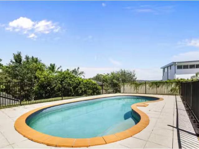5 Beaconsfield Street, Newport House for rent Listed by Clare.