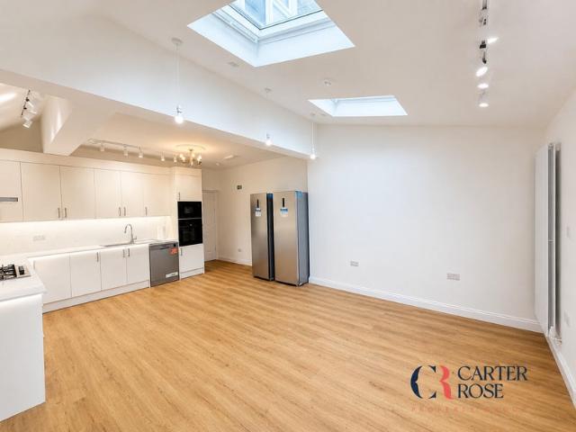 5 Bed / 4 Bath House on Church Lane Tooting