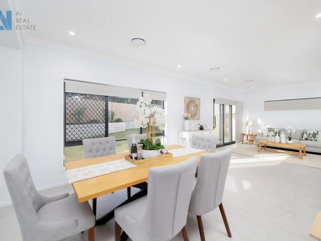 5 Bed | 5 Bath | Family Haven within Mansfield Catchment
