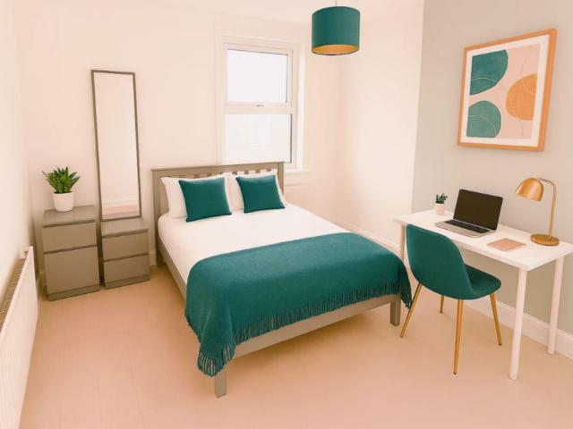 5 Bed 2 Bath
