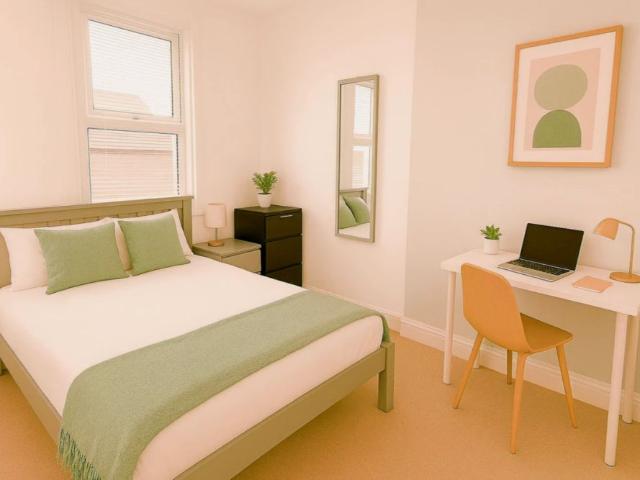 5 Bed 2 Bath