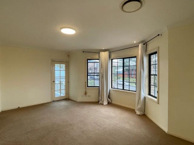 5 Bed 3 Bath Double Brick Spacious Home Bexley