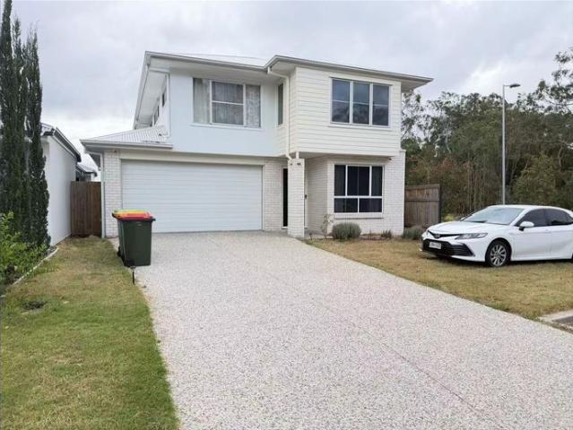 5 Bed | 3 Bath Family Home for Rent, Pallara