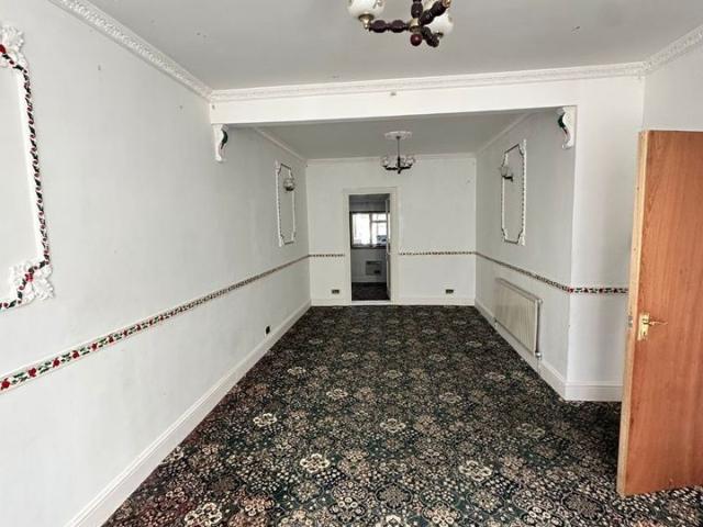 5 Bed Terraced House, Buxton Road, E15
