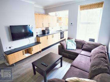 5 Bed Terraced House Harefield Road Sheffield S11 8NU Hallam Hills Ltd