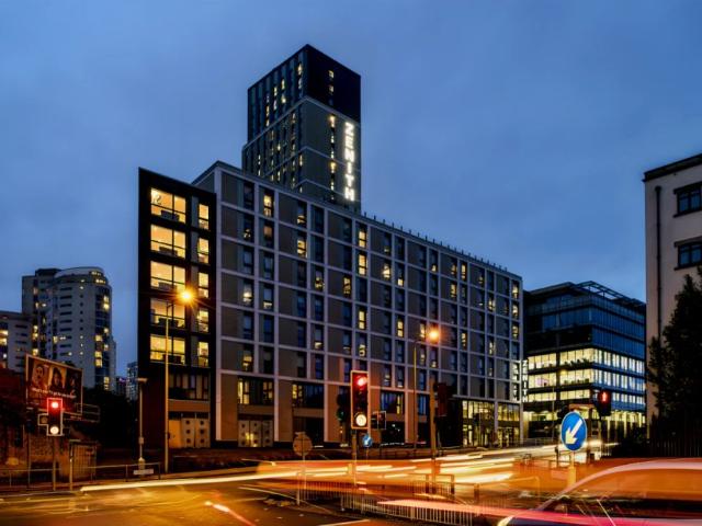 5 Bed Apartment Large
