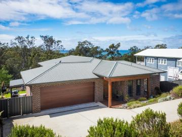 5 Bed Coastal Masterpiece