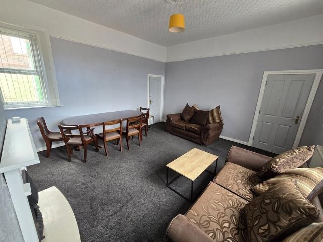 5 Bed Detached House, Thornton Road, L20