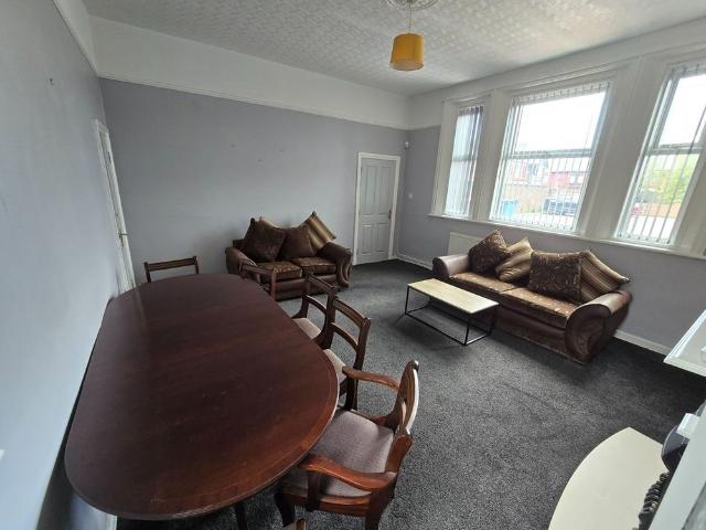 5 Bed Detached House, Thornton Road, L20