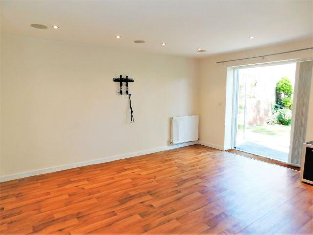 5 bed detached house to rent in Castle Bank, Stafford, ST16