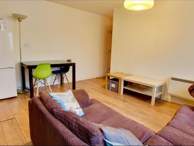 5 Bed Flat, Baldwin Lofts, BS1