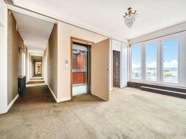 5 bed flat for sale
