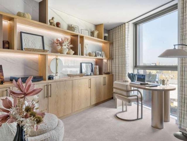 5 bed flat for sale