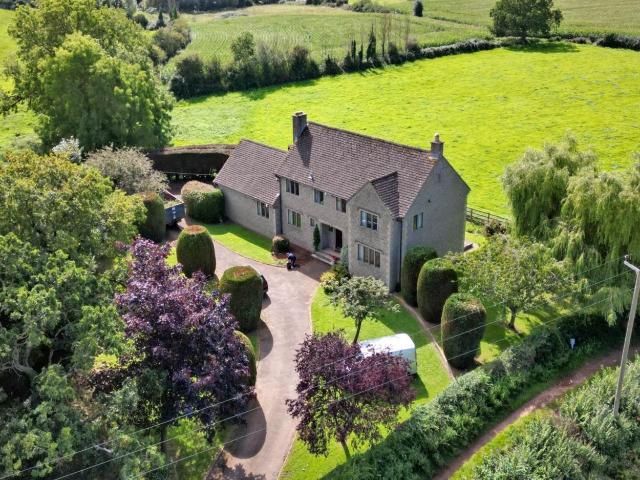 5 bed House To Let