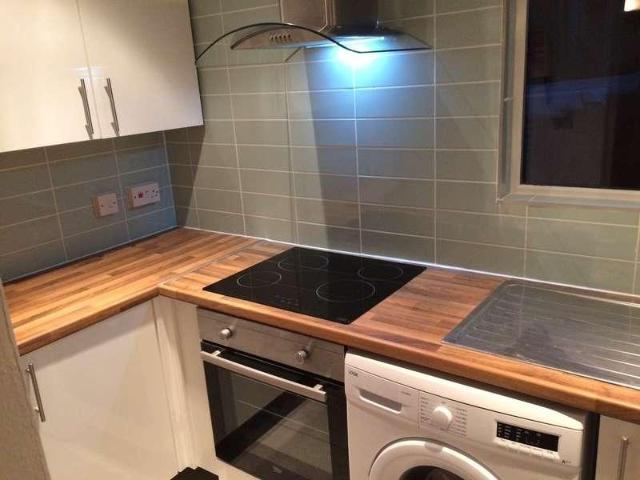 5 bed house to rent